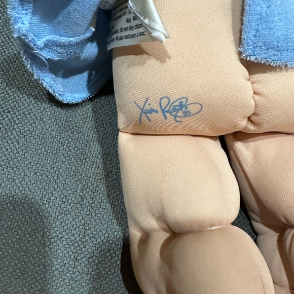 Cabbage Patch doll boy with blue eyes - Picture 6 of 9